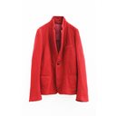 VE06 - RED JACKET